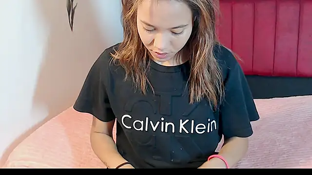 AMARYXS online show from November 25, 2025, 10:37 am