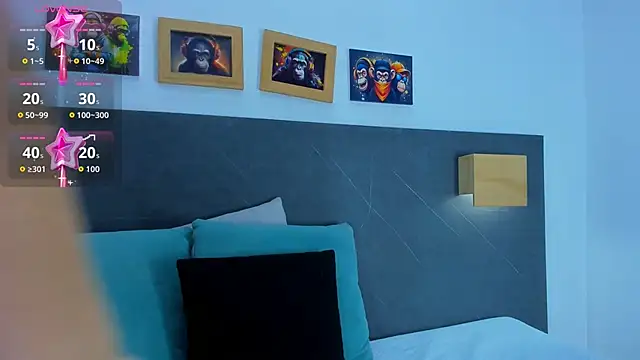 Andhrea Vale online show from March 17, 2026, 12:08 pm