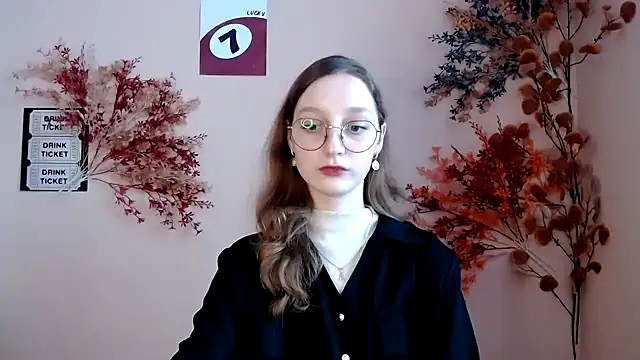 Snapshot of Curlyyy_Girl chatting on November 13, 2025, 11:47 am Curlyyy Girl online show from November 13, 2025, 11:47 am