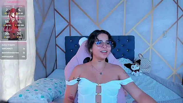  vaiolet owo online show from March 8, 2026, 10:24 pm