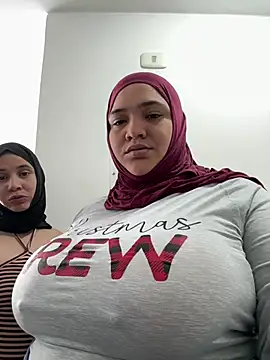 sweetmuslim01 online show from May 5, 2026, 3:59 pm