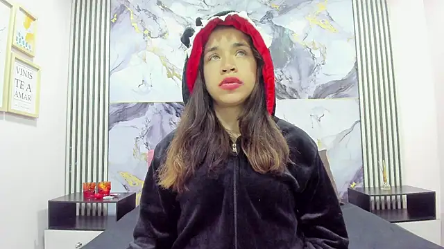 Hot Barbie Poku2 online show from November 11, 2025, 3:12 am