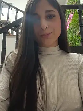 FrancescaSkuirt online show from March 6, 2026, 3:40 pm