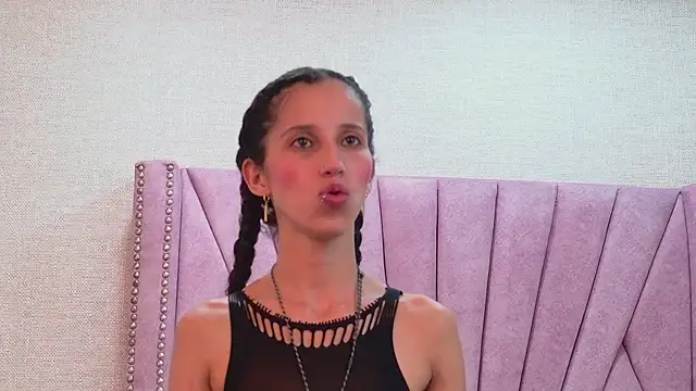 Snapshot of EimySanchez chatting on August 6, 2026, 8:37 pm EimySanchez online show from August 6, 2026, 8:37 pm