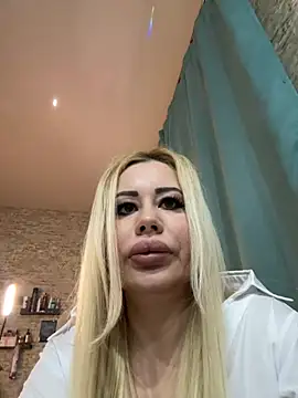 Snapshot of MonnyStef chatting on January 19, 2026, 2:54 pm MonnyStef online show from January 19, 2026, 2:54 pm