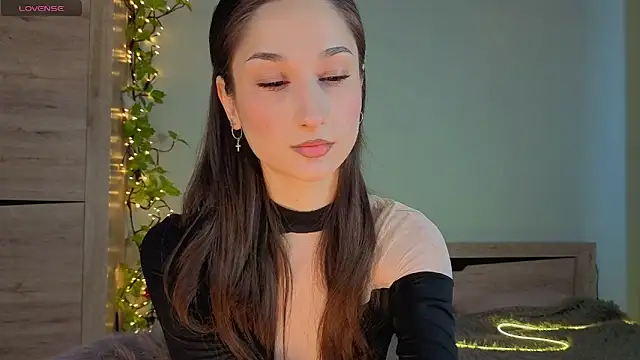 Snapshot of VYBEON chatting on April 2, 2026, 10:22 am VYBEON online show from April 2, 2026, 10:22 am