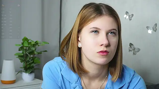 YvonneBou online show from November 25, 2025, 7:58 pm