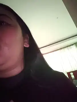 melaniecoper25 online show from December 15, 2025, 6:58 pm