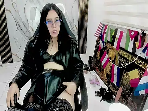 Snapshot of queen_findom1 chatting on July 14, 2026, 10:21 am queen findom1 online show from July 14, 2026, 10:21 am