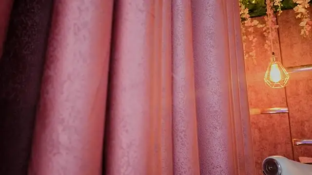 AuroraLanee  online show from January 16, 2026, 7:40 pm