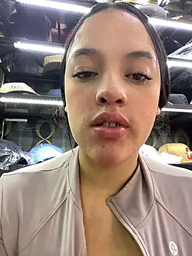 Snapshot of CelesteJones1 chatting on August 4, 2026, 8:46 pm CelesteJones1 online show from August 4, 2026, 8:46 pm