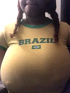 Snapshot of Fxncymuse chatting on November 13, 2025, 10:57 pm Fxncymuse online show from November 13, 2025, 10:57 pm