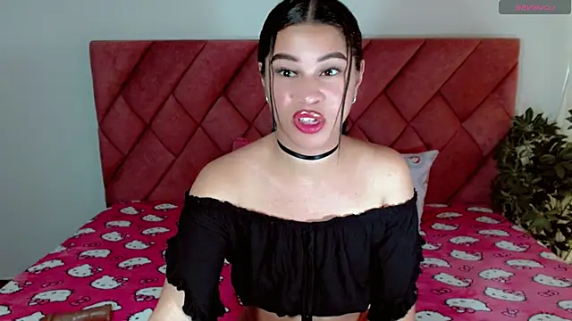 celyne2006 online show from November 10, 2025, 7:52 pm