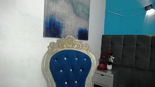 Snapshot of Aliis_Love chatting on November 16, 2025, 8:24 pm Aliis Love online show from November 16, 2025, 8:24 pm