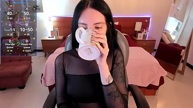 Neo sarah  online show from April 24, 2026, 3:30 am