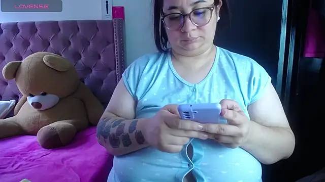 Snapshot of kattybbwbigboobs_ chatting on June 17, 2026, 8:19 pm kattybbwbigboobs online show from June 17, 2026, 8:19 pm