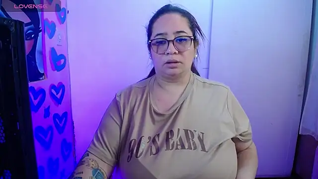 Snapshot of kattybbwbigboobs_ chatting on August 5, 2026, 10:04 pm kattybbwbigboobs online show from August 5, 2026, 10:04 pm