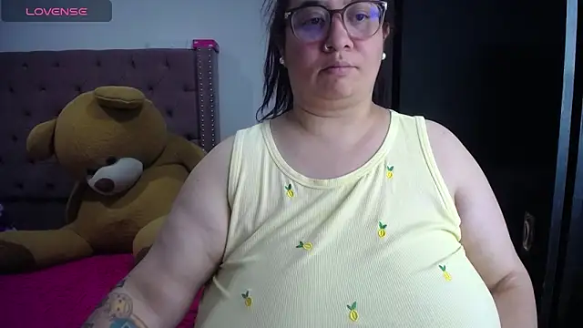 Snapshot of kattybbwbigboobs_ chatting on June 29, 2026, 6:09 am kattybbwbigboobs online show from June 29, 2026, 6:09 am