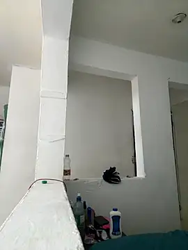 LorieFerrer online show from July 17, 2026, 12:46 pm