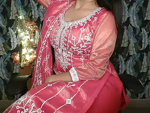 Snapshot of Sharon_873 chatting on March 16, 2026, 6:43 pm Sharon 873 online show from March 16, 2026, 6:43 pm