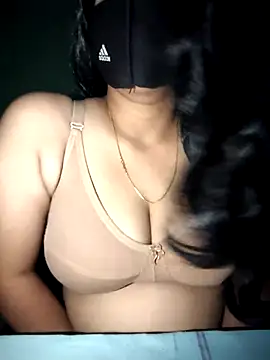 Hot--sexyGirl online show from December 19, 2025, 7:00 am