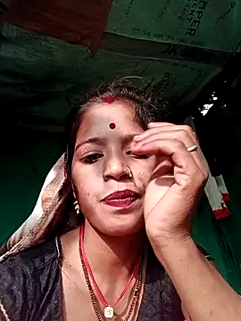 Snapshot of Hot_eras8 chatting on November 21, 2025, 3:05 am Hot eras8 online show from November 21, 2025, 3:05 am