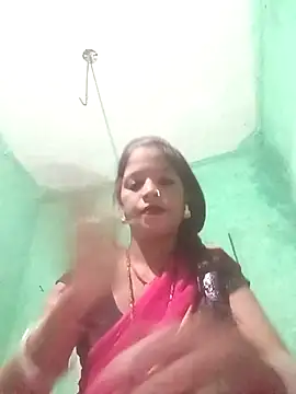 Snapshot of Hot_eras8 chatting on November 27, 2025, 2:39 pm Hot eras8 online show from November 27, 2025, 2:39 pm