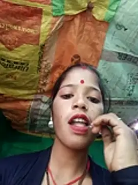 Snapshot of Hot_eras8 chatting on November 23, 2025, 9:41 am Hot eras8 online show from November 23, 2025, 9:41 am