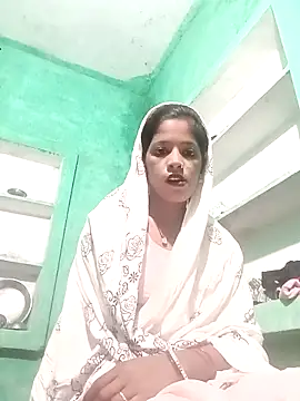 Snapshot of Hot_eras8 chatting on November 29, 2025, 3:12 pm Hot eras8 online show from November 29, 2025, 3:12 pm