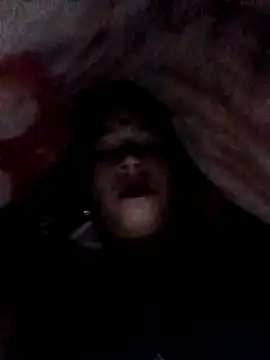 Snapshot of Hot_eras8 chatting on November 21, 2025, 9:36 pm Hot eras8 online show from November 21, 2025, 9:36 pm