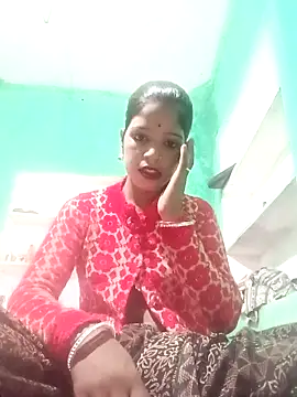 Snapshot of Hot_eras8 chatting on December 3, 2025, 11:31 am Hot eras8 online show from December 3, 2025, 11:31 am