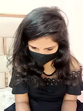 Sexy Divya   online show from November 15, 2025, 4:38 am