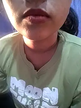 Sexy Divya   online show from April 22, 2026, 12:45 pm