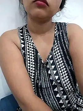 Sexy Divya   online show from July 28, 2026, 1:35 am