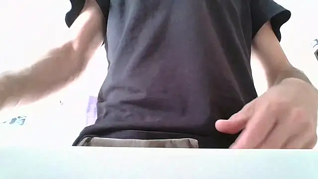 Snapshot of CuteDaddy92 chatting on December 2, 2025, 9:00 am CuteDaddy92 online show from December 2, 2025, 9:00 am