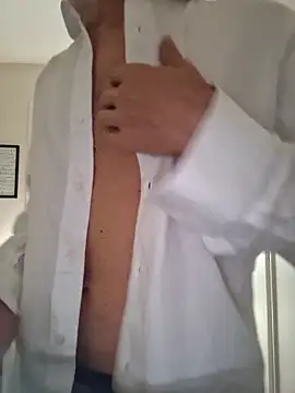 Snapshot of CuteDaddy92 chatting on March 4, 2026, 1:41 pm CuteDaddy92 online show from March 4, 2026, 1:41 pm