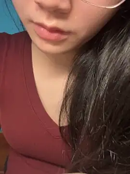 Lynn-122 online show from November 18, 2025, 4:16 am