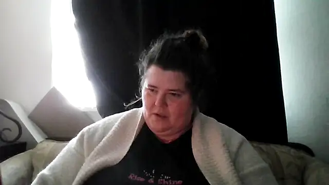 Snapshot of mayflower420 chatting on March 21, 2026, 4:22 pm mayflower420 online show from March 21, 2026, 4:22 pm