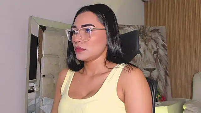 katemooss  online show from December 3, 2025, 12:26 pm