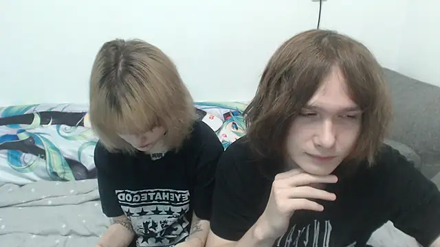 Snapshot of angelsofpornn chatting on November 24, 2025, 9:26 pm angelsofpornn online show from November 24, 2025, 9:26 pm