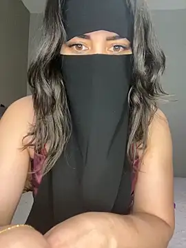 dinaaarich11 online show from March 30, 2026, 5:25 pm