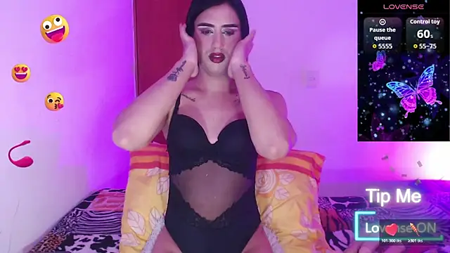 annahotdoll online show from May 6, 2026, 10:58 pm