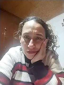 Snapshot of MystiKa_17 chatting on November 8, 2025, 2:37 am MystiKa 17 online show from November 8, 2025, 2:37 am