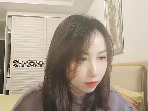 Snapshot of Ella61 chatting on November 12, 2025, 12:09 pm Ella61 online show from November 12, 2025, 12:09 pm