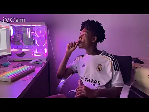 Snapshot of pxgusta chatting on November 8, 2025, 3:21 am pxgusta online show from November 8, 2025, 3:21 am