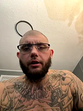 trickydickydaddy online show from November 22, 2025, 12:54 am