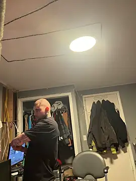 Snapshot of trickydickydaddy chatting on February 24, 2026, 6:03 am trickydickydaddy online show from February 24, 2026, 6:03 am