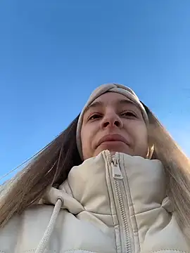 Snapshot of SashaCatt chatting on February 15, 2026, 7:09 am SashaCatt online show from February 15, 2026, 7:09 am