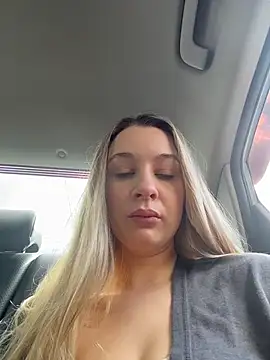 Snapshot of SashaCatt chatting on June 23, 2026, 8:23 am SashaCatt online show from June 23, 2026, 8:23 am