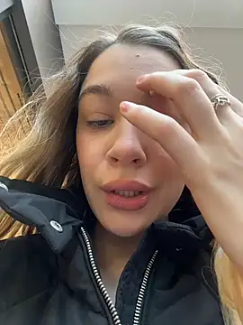 Snapshot of SashaCatt chatting on March 8, 2026, 8:17 am SashaCatt online show from March 8, 2026, 8:17 am